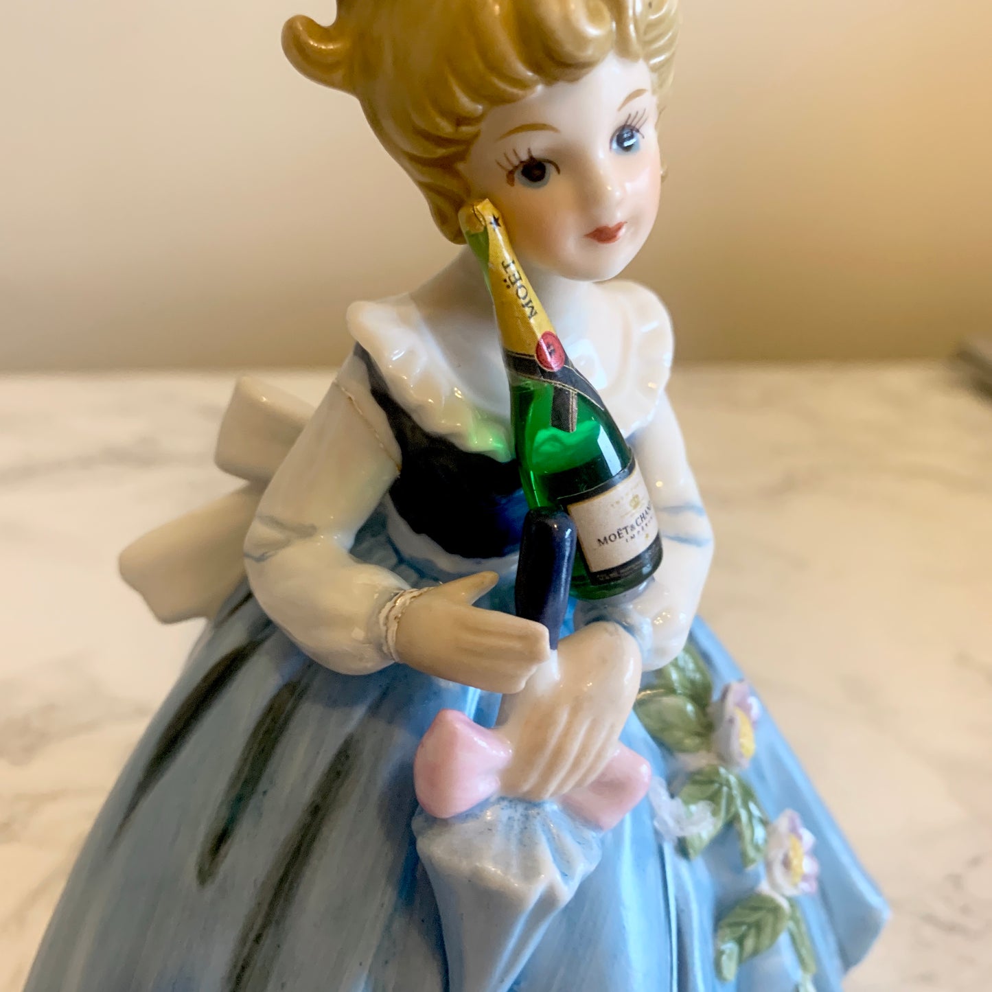 ***Read description before buying***Champagne Darling